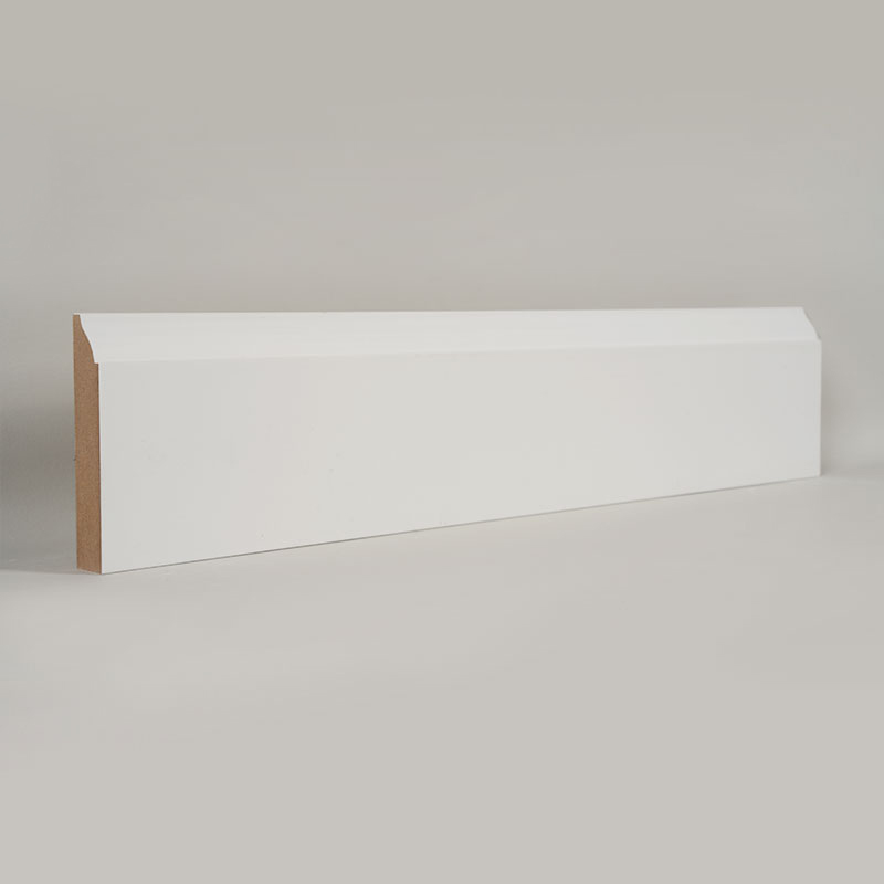 Rodapé de MDF (preenchido com primer e branco pérola) 3/5' x 3 1/4'