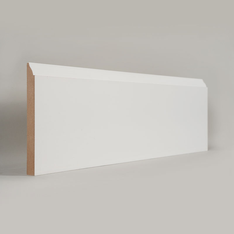 Rodapé de MDF (preenchido com primer e branco pérola) 3/5' x 5 1/4'