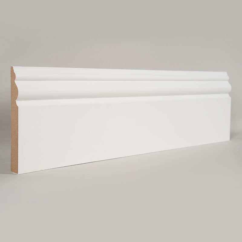 Rodapé de MDF (preenchido com primer e branco pérola) 3/5