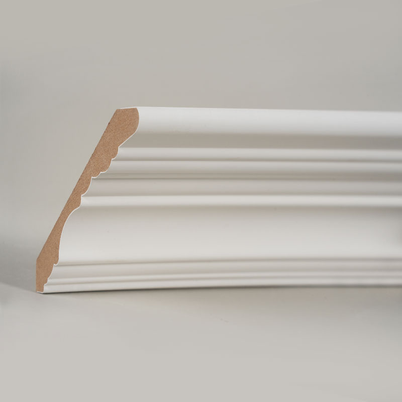 Moldura de coroa de MDF (preenchido com primer e branco pérola) 3/5' x 4 1/2'