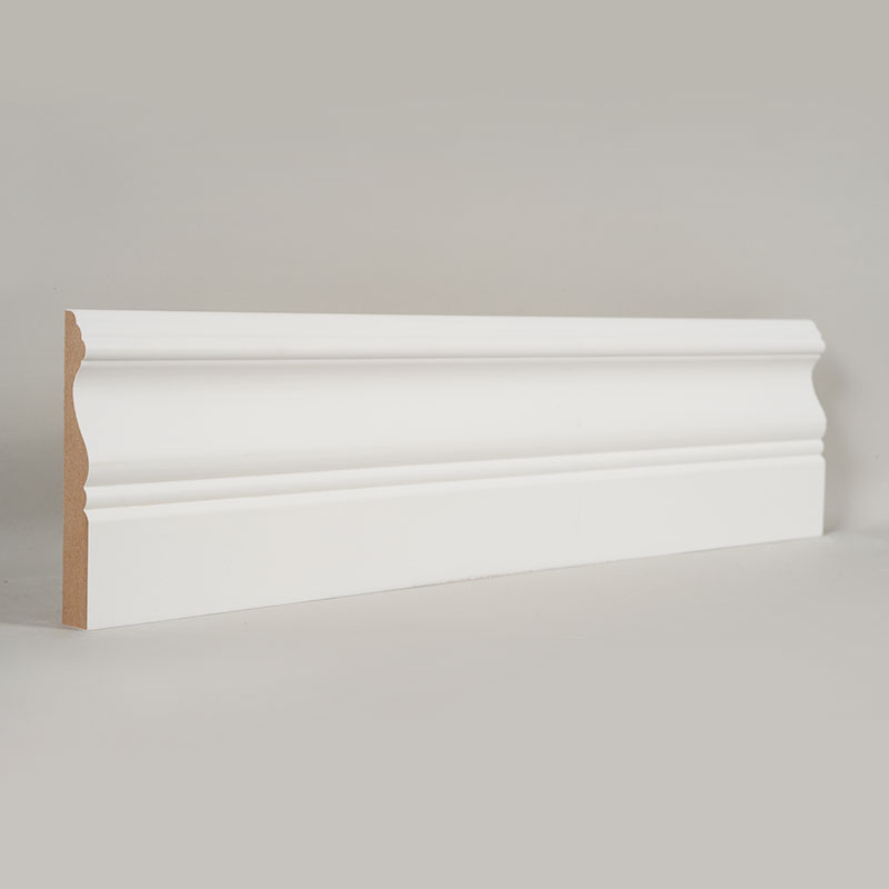 Rodapé de MDF (preenchido com primer e branco pérola) 3/5' x 4'