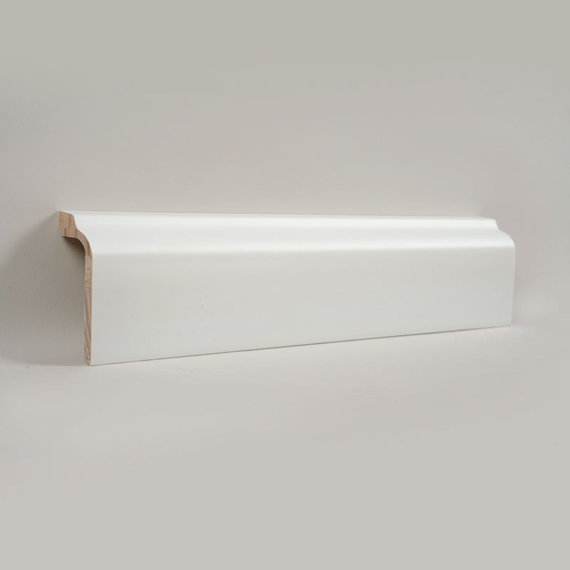 Rodapé de madeira de pinho (preenchido com primer + tinta) - Branco 1 3/5'x3 5/9'